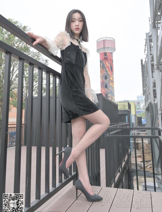 国产色婷婷精品免费视频-漫画美女让男人揉胸 - 小鸡AV武松潘金莲一级裸片