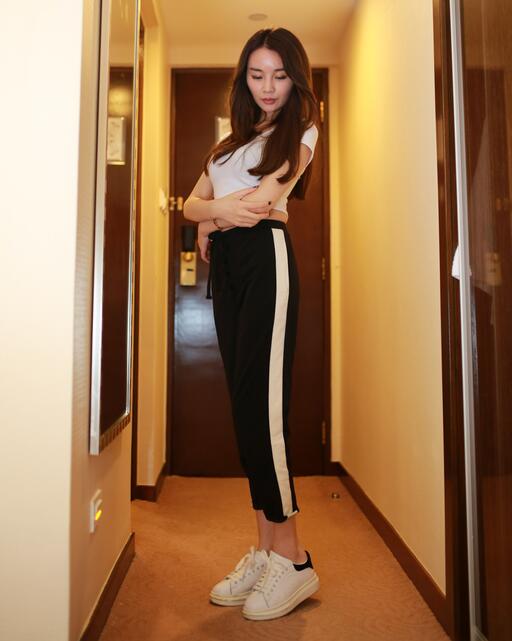 久久精品国产亚洲黑森林