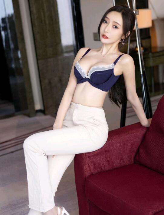 美女黄色免费网站-欧美视频亚洲色图 - 小鸡AV在线色视频网站