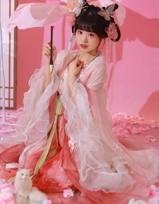 放荡滥交的辣文小说-欧美h小游戏 - 小鸡AV《年轻漂亮的老师6》完整版