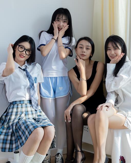 久久久这里有精品999-女同学被下药强啪到爽 - 小鸡AV国产亚洲精品久久久久久无亚洲