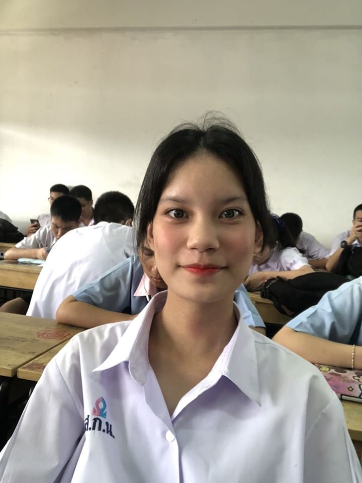 久久亚洲精品国产露脸-人妻互换HDF中文 - 小鸡AV国产精品色内内在线播放