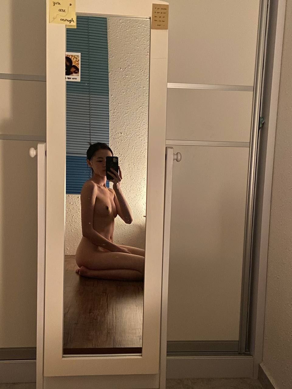 无码激情全黄做爰片-日本人妻仑乱少妇A级毛片潘金莲 - 小鸡AV漂亮人妻被夫部长强了电影