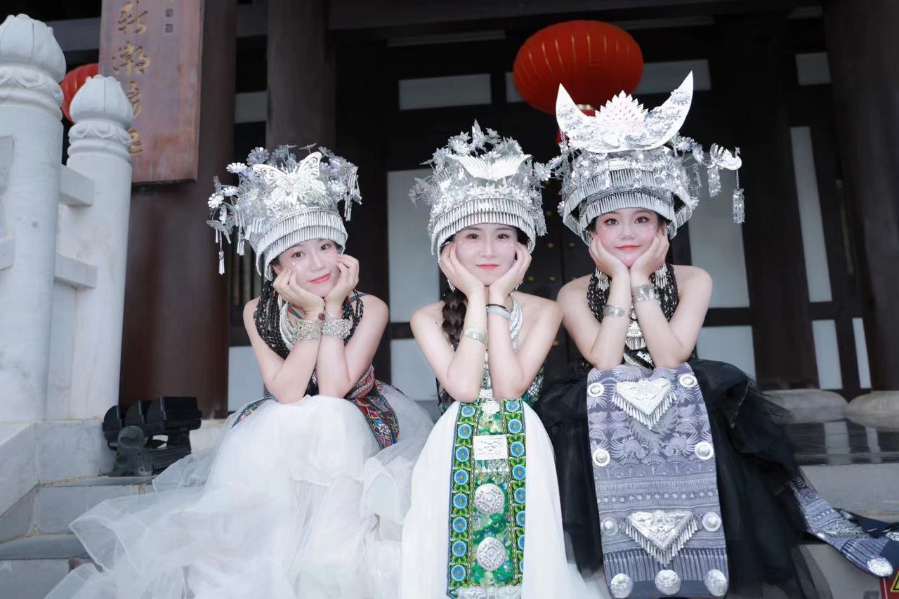 俄罗斯美女破处-日韩专区一区 - 小鸡AV717午夜伦电影理论片