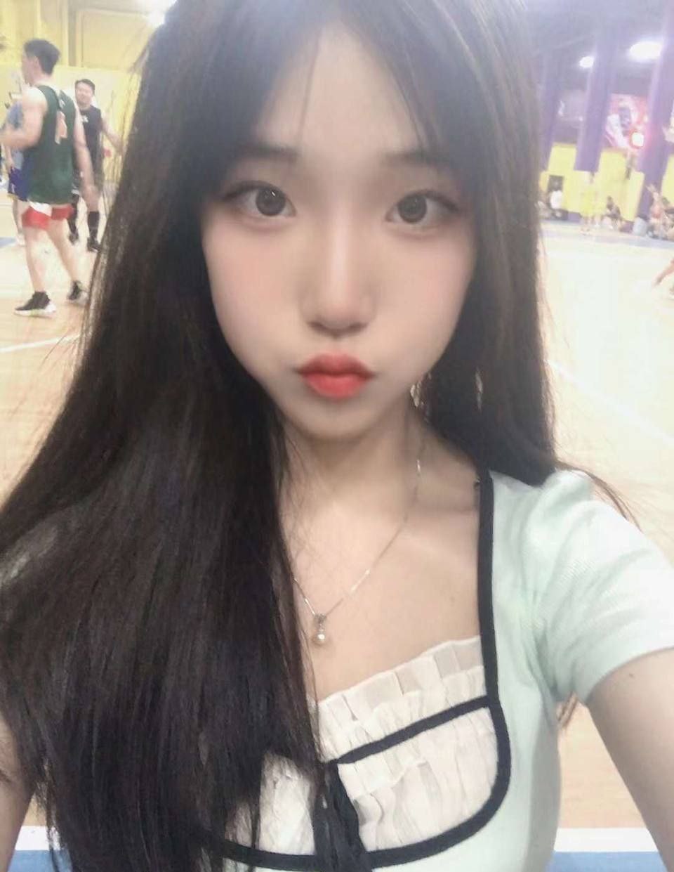 国产精品99r8免费视频2022-亚洲日本激情综合在线观看 - 小鸡AV久久久久18