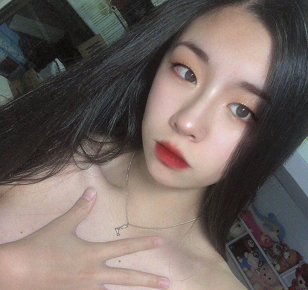 久久草日产一区二区分类-我要看一级片 - 小鸡AV黄色夫妻性生活