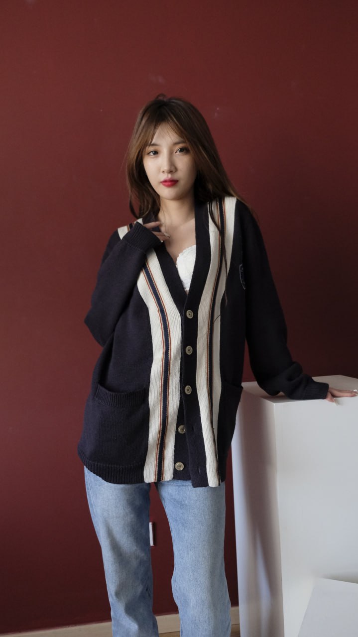 麻豆91在线视频-久久精品综合 - 小鸡AV吴梦梦到粉丝家实战09集免费视频