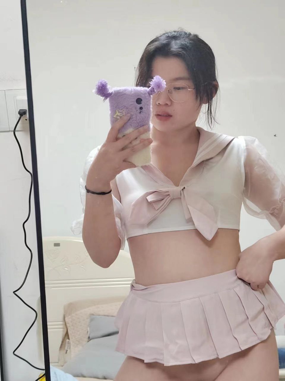 亚洲综合视频在线-一代女皇武则天a级艳 - 小鸡AV欠操h