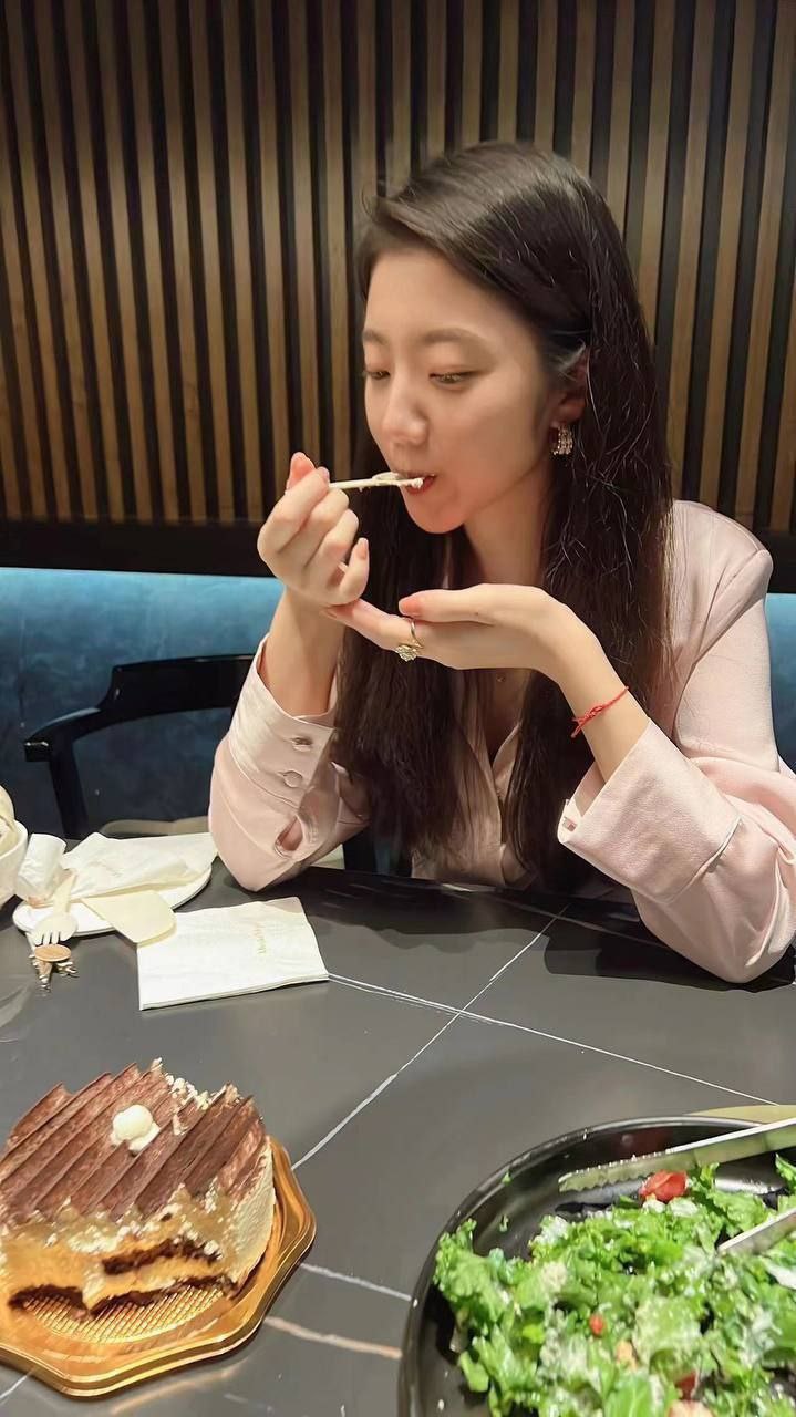 亚洲私密视频-国产香蕉一区二区在线观看 - 小鸡AV美女露胸100%无遮挡