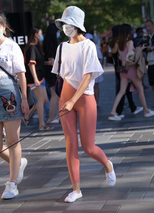 欧美日韩三级电影-裸睡吃乳gl小说 - 小鸡AV日本一级毛片aaaaa