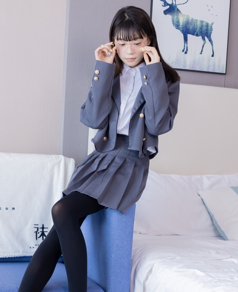 伺候含尿皇上h-久热亚洲 - 小鸡AV国产精品免费视频拍拍拍