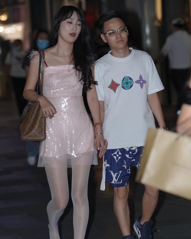 18美女腿打开无遮软件-久久精品视频6 - 小鸡AV影视AV久久久噜噜噜噜噜三级