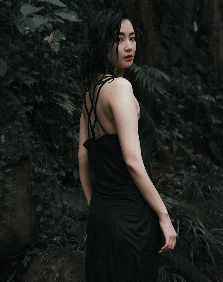 国产全黄三级国产全黄三级书-邪恶比翼鸟 - 小鸡AV听风电影高清免费观看西瓜视频