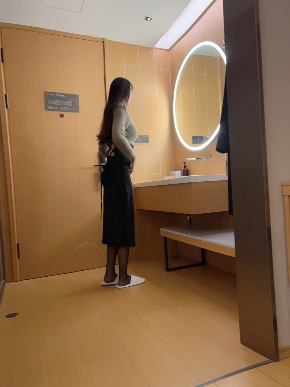 麻豆传媒影视在线一区-边摸边吃奶边做爽免费视频99 - 小鸡AV成年人黄色小视频