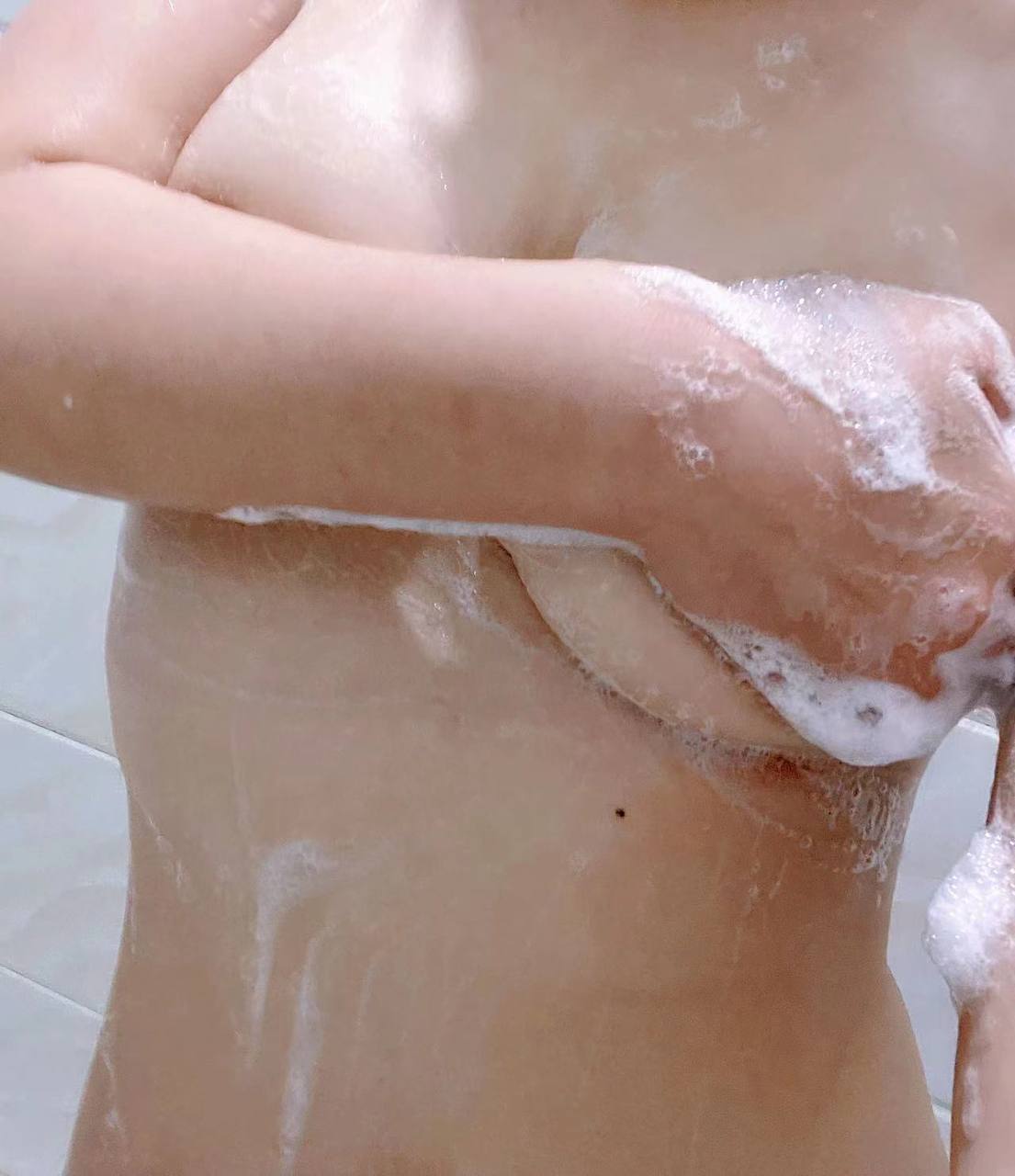 亚洲日本激情综合在线观看-国产成人久久精品一区二区三区 - 小鸡AV巨肉高h文从头做到尾肉短文