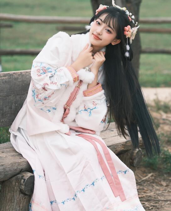 亚洲一区二区三区四区五区-亚洲色图26p - 小鸡AV精品久久免费视频