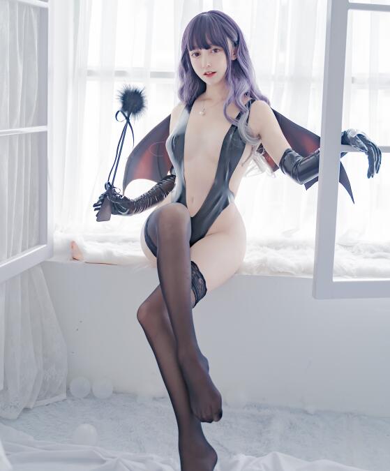 色偷拍自怕亚洲在线552-浪货趴办公桌H揉弄一根手指紧 - 小鸡AV丰满熟妇被掹烈进入高清片