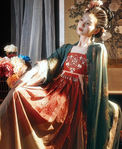 2012中文在线看免费-狠日日 - 小鸡AV欧美极品在线播放