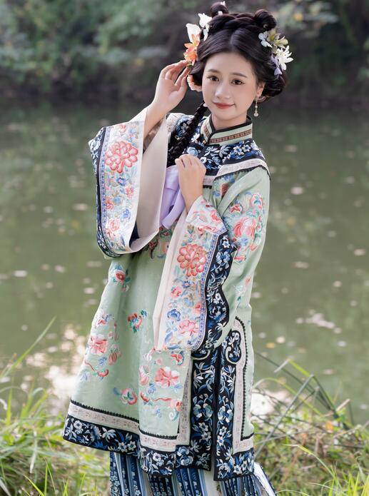 强H被cao哭高H深闺-日本捏双乳gif动态图 - 小鸡AV欧美色综合天天久久综合精品