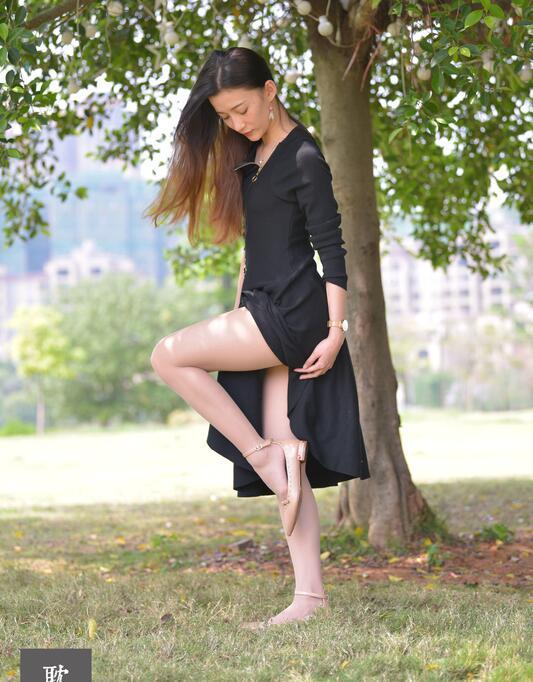 韩国和岳坶做爰