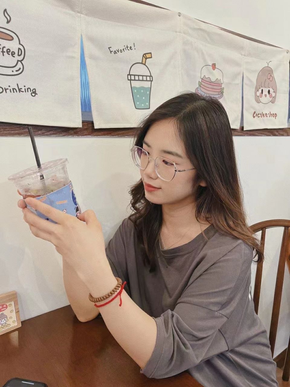 亚洲国产在线-免费一级片视频 - 小鸡AV社工库查询在线