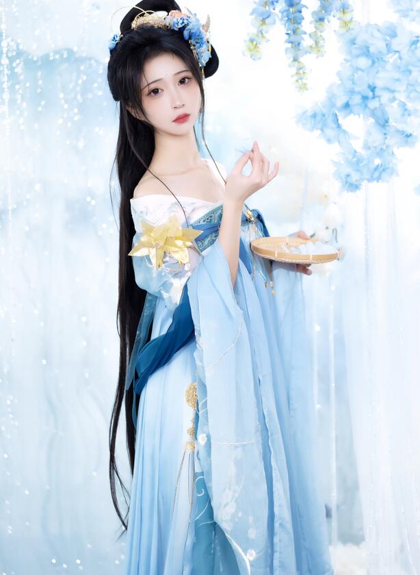 被两个男人轮流的舒服-赤裸裸的人性照片 - 小鸡AV午夜黄视频