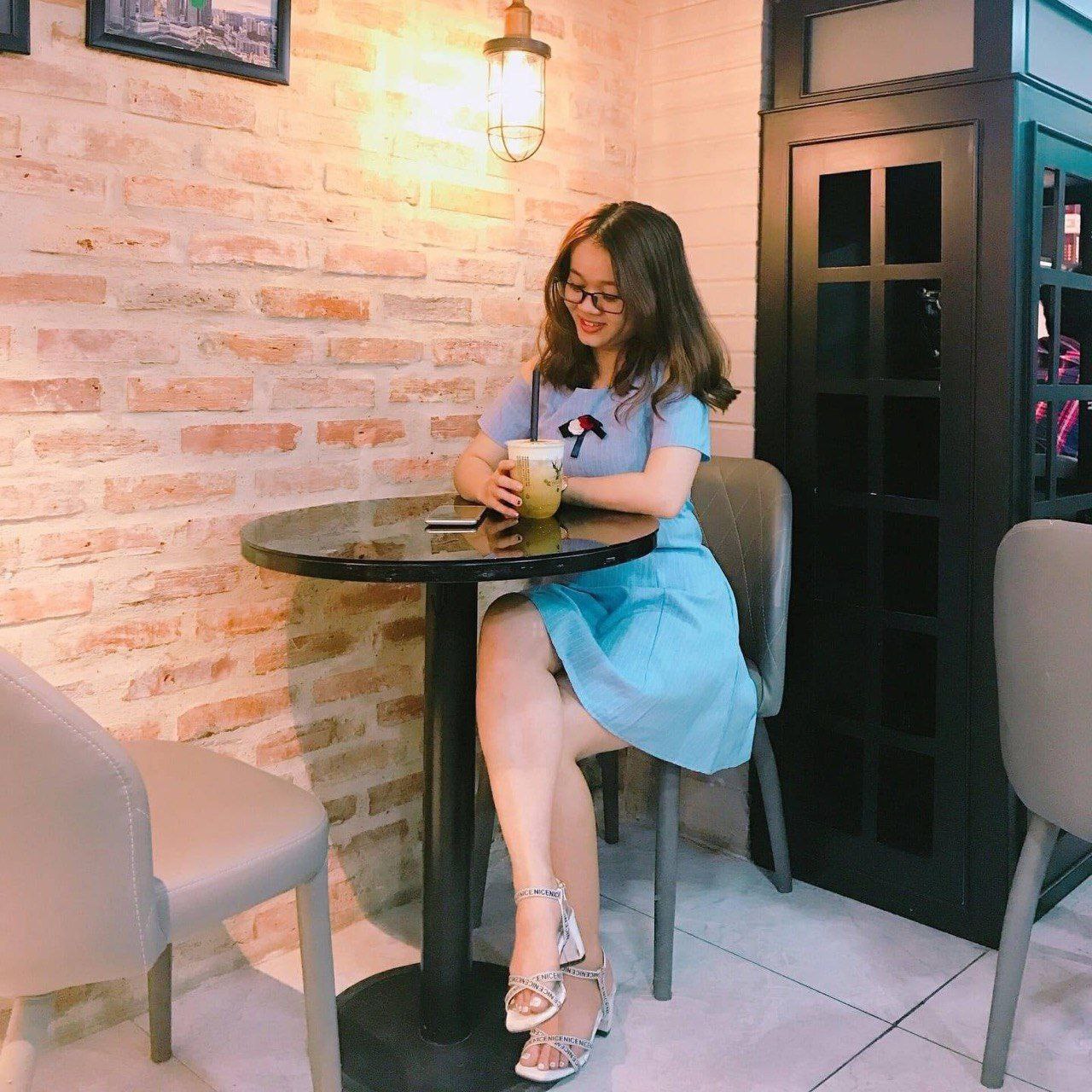 色精品一区二区三区