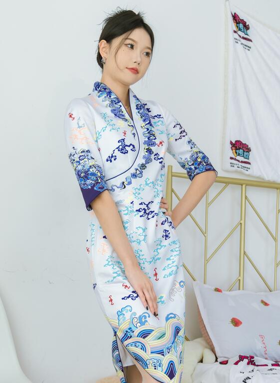 精品一区二区三区免费毛片