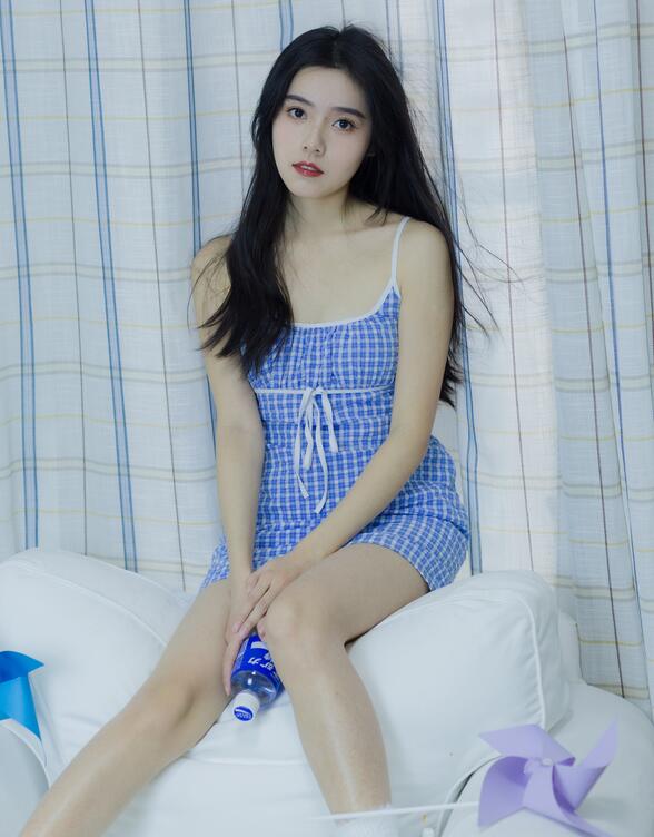 我和小伙子作爱时高潮-亚洲免费三级电影 - 小鸡AV日本爆乳片手机在线播放