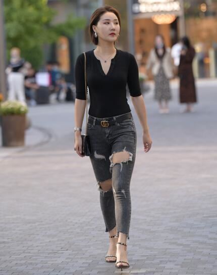 亚洲精品AV无码精品