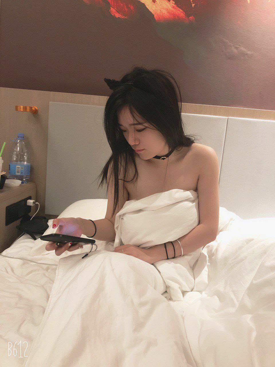 又色又爽又高潮免费观看-书房双乳晃动干柴烈火N - 小鸡AV妇欲乱肉人伦