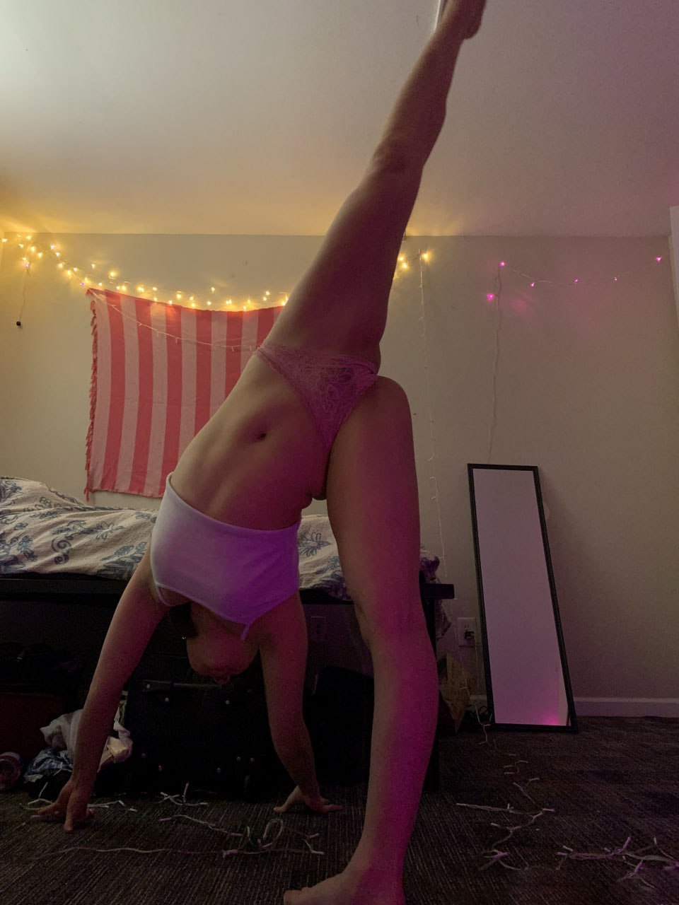 中国午夜伦理片伦理片