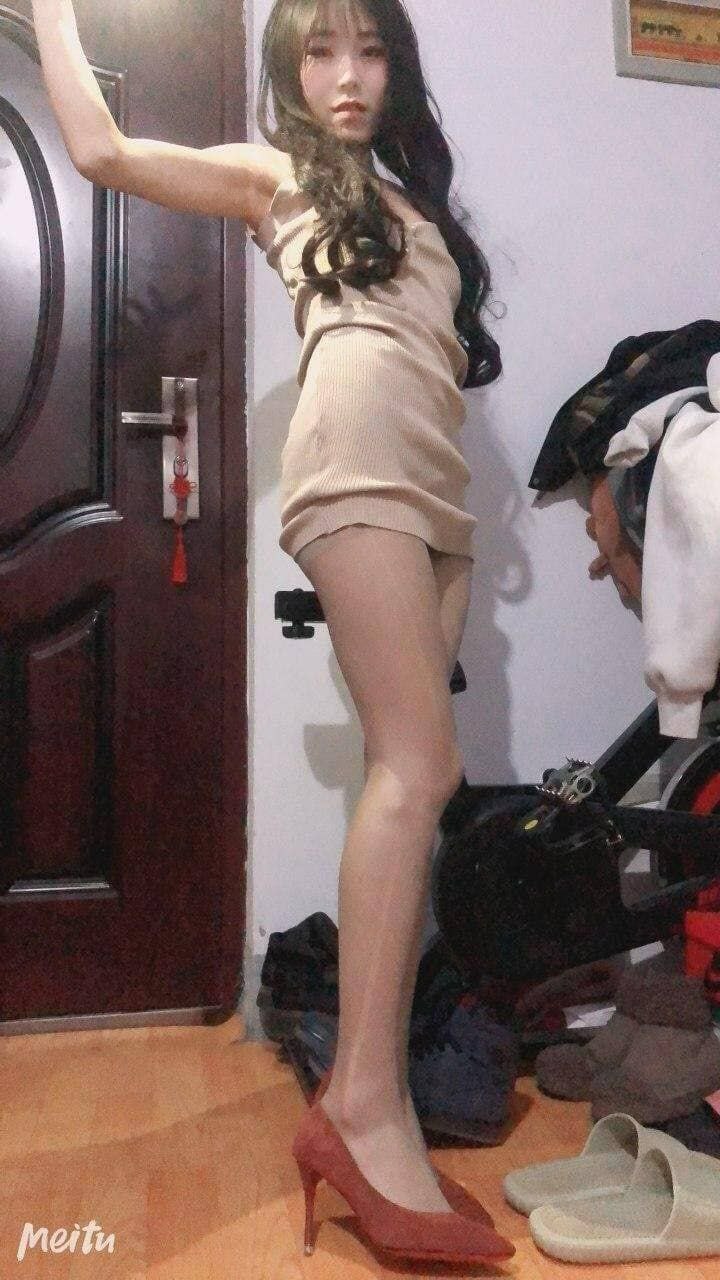 女人十八毛片水真多啊-被夫上司强的大乳电影 - 小鸡AV公咬着小娇乳H边走边欢视频