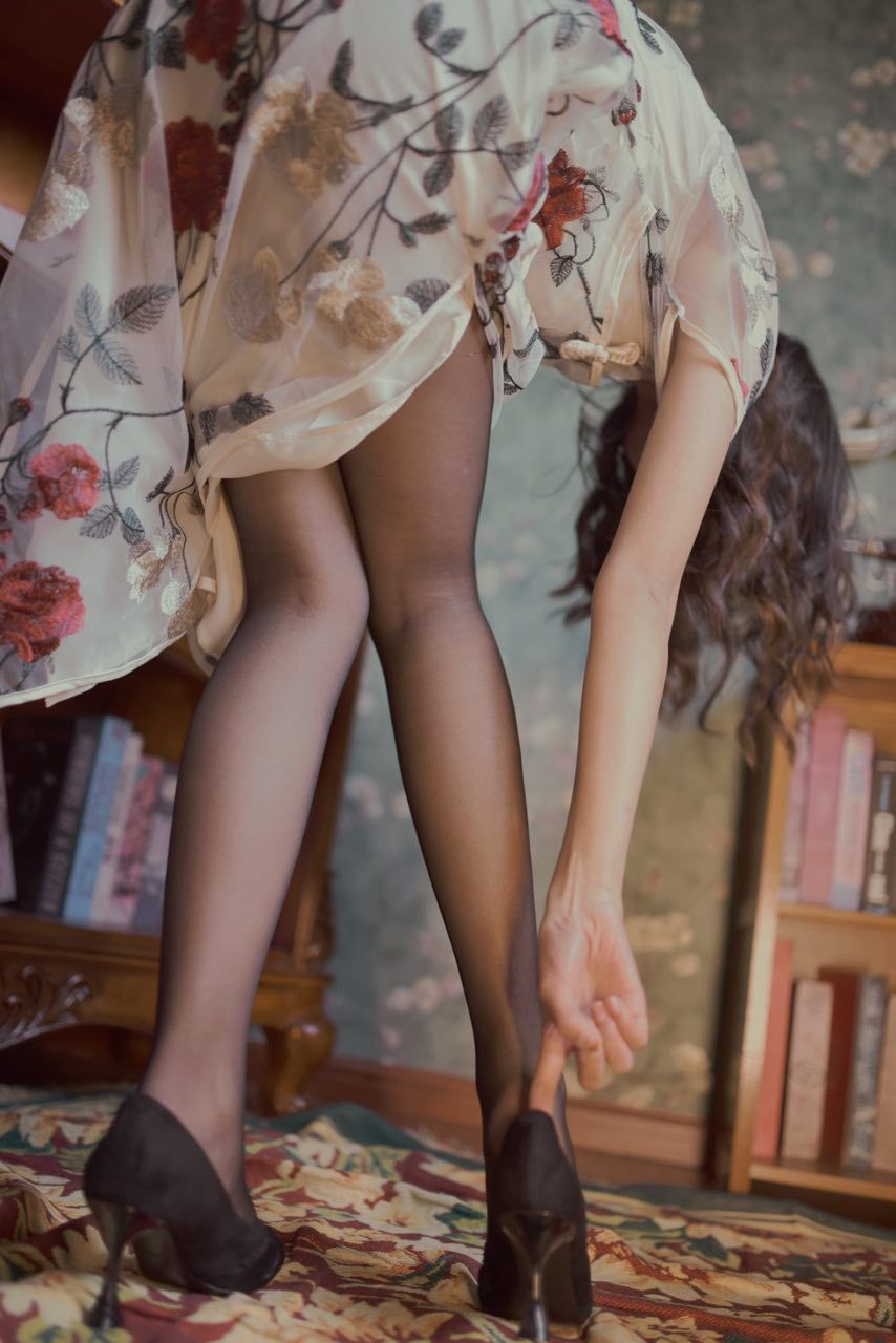 美国色情经典巜肉欲电影本能