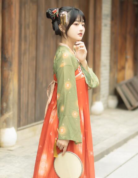 亲胸亲嘴床震刺激视频大全-国产萌白酱在线一区二区 - 小鸡AV日韩黄色小说