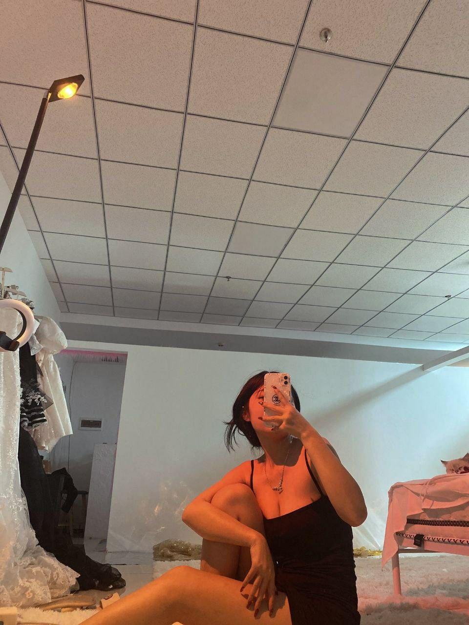 成年人深夜福利-猛撞H花液H深 - 小鸡AVjk制服白丝美女被调教视频