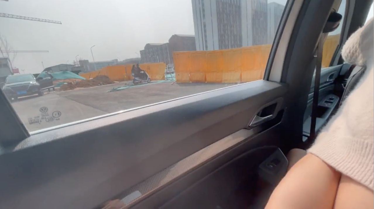 中文字幕日本一区-国产美女叼嘿视频免费看 - 小鸡AV动漫美女的胸被狂揉扒掉内衣