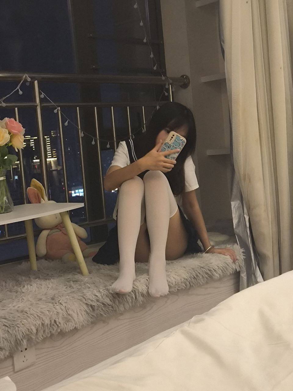 玉芬慢慢地张开双腿-色综合久久综合网 - 小鸡AV国产成+人欧美+综合在线观看