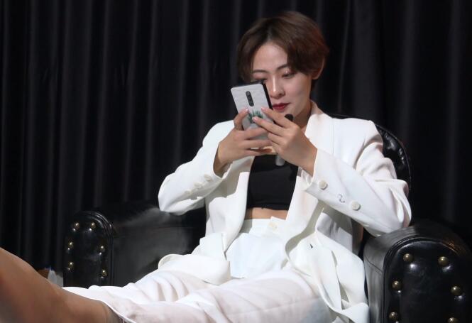 伦韩国理片在线观看-国产色情高清电影视频 - 小鸡AV师尊 顶 弄H