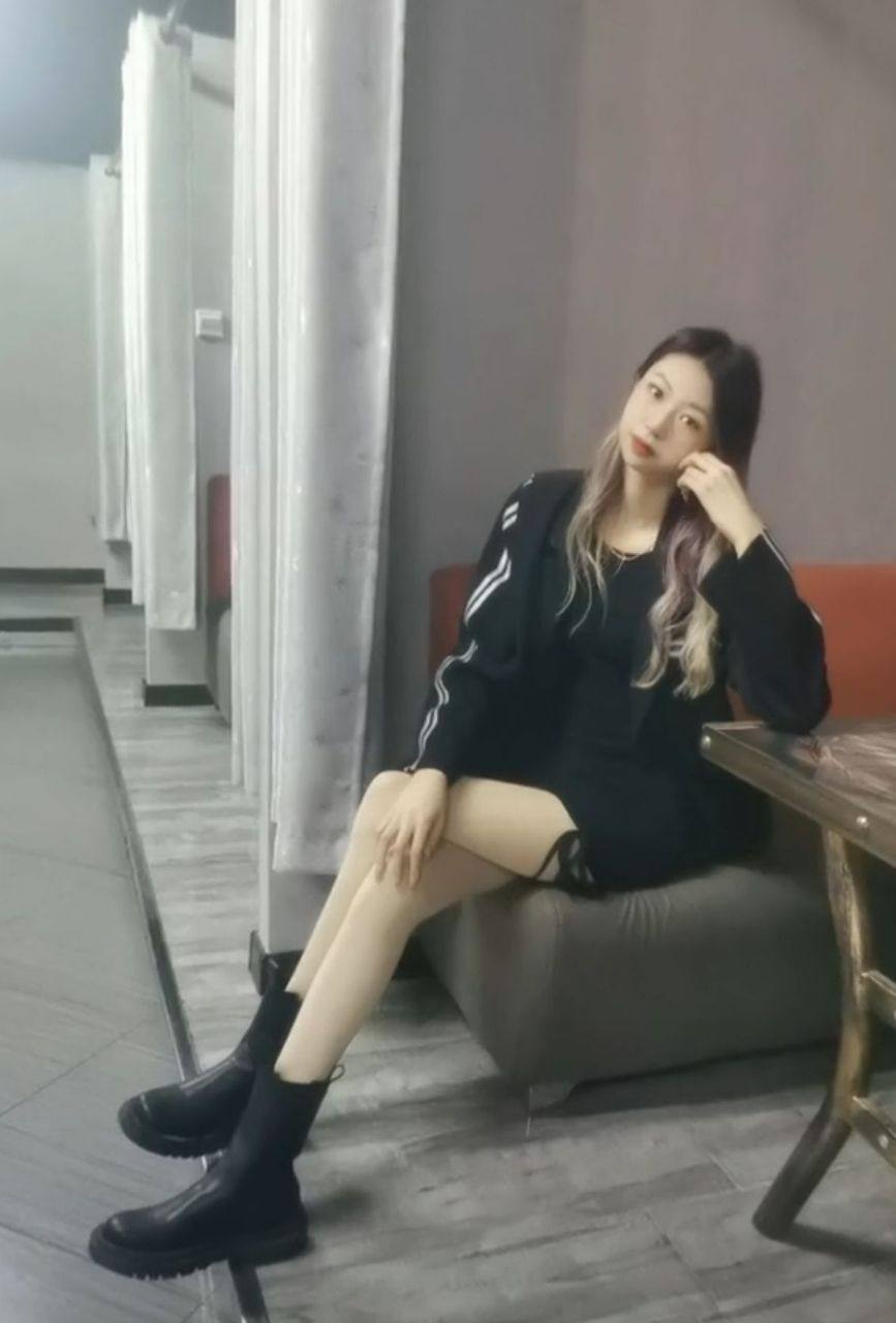 久久久www成人免费精品-性欧美巨大 - 小鸡AV99r在线视频