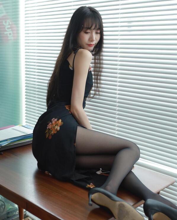 我和女房东做爰过程-欧美日韩精品一区二区三区高清视频 - 小鸡AV国产区精品