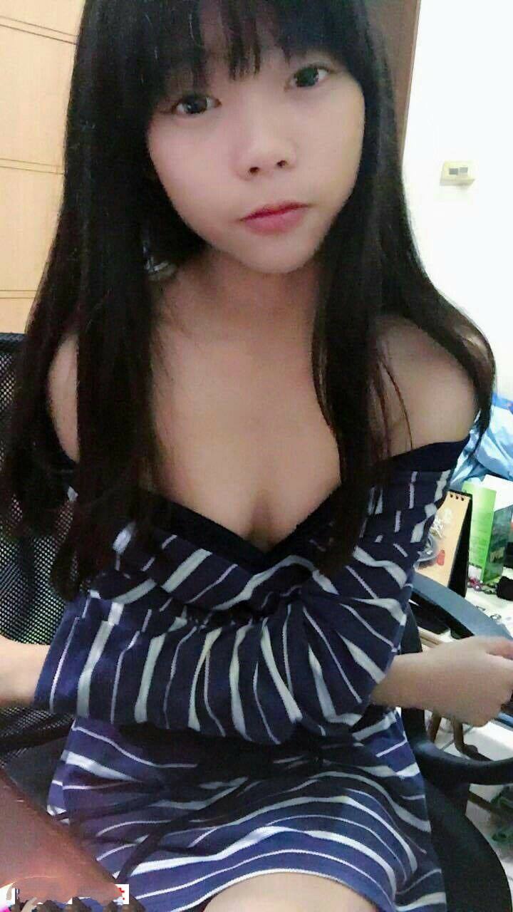 和陌生人一起三p娇妻-一区二区福利视频 - 小鸡AV5a级毛片