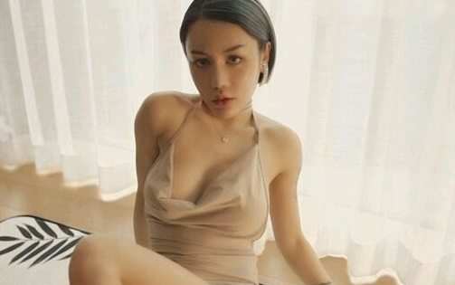 亚洲欧美在线一区二区-伊人国产在线观看 - 小鸡AV又黄又爽又色的黄裸乳视频