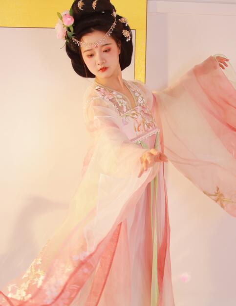 俄罗斯美女破处-日韩专区一区 - 小鸡AV亚洲欧美日韩另类精品一区二区三区