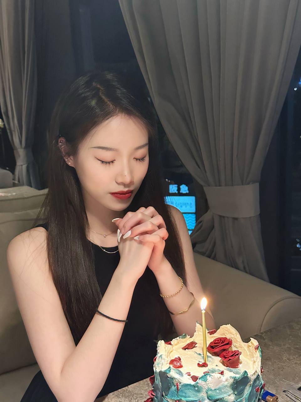 女人aaaa**一级一毛片