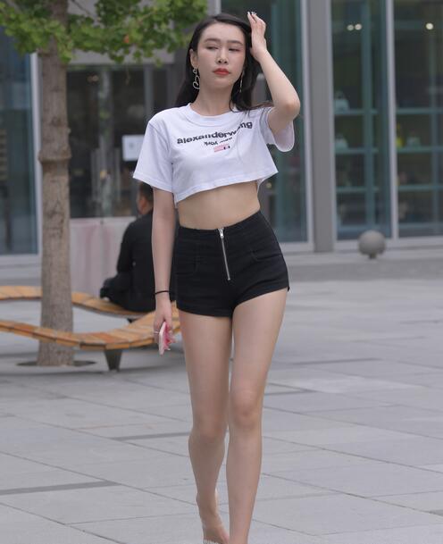 做爰全过程免费看视频-床上调戏美女最新版v2.9.2 - 小鸡AV偷偷鲁手机在线播放AV