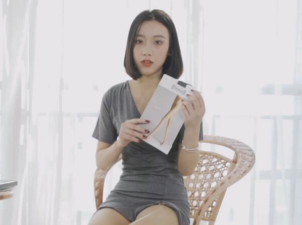 精品国产乱码久久久久久1区2区-亚洲-免费看一区无码无A片 - 小鸡AV和邻居做了两次舒服