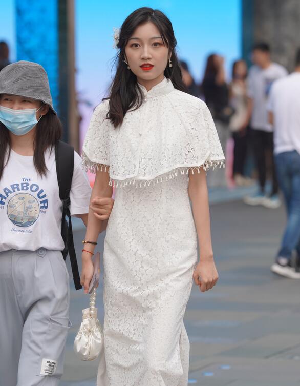 成人欧美一区二区三区视频不卡-国产图片亚洲精品一区 - 小鸡AV忘穿内裤被男同桌摸出水