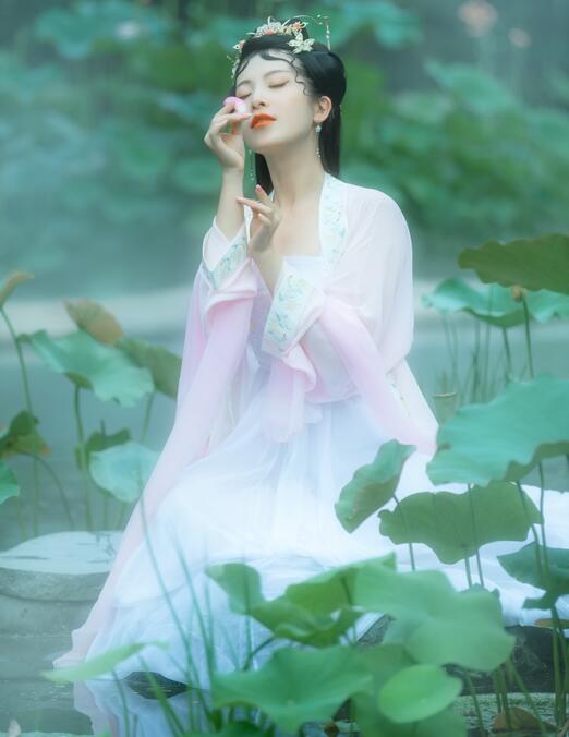 韩国全程裸露大尺度电影-成年女人a毛片免费视频 - 小鸡AVq2002午夜我的老师