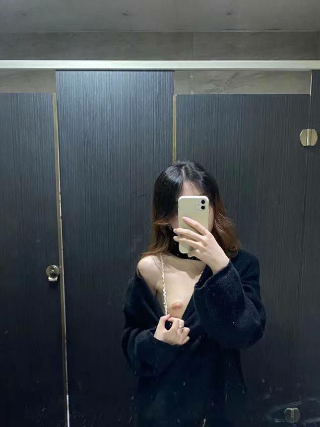 一级成人理伦片-色婷婷在线播放 - 小鸡AV吴梦梦到粉丝家实战